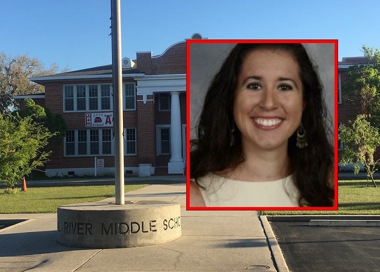 Parents express outrage over Florida teacher accused of hosting racist ...