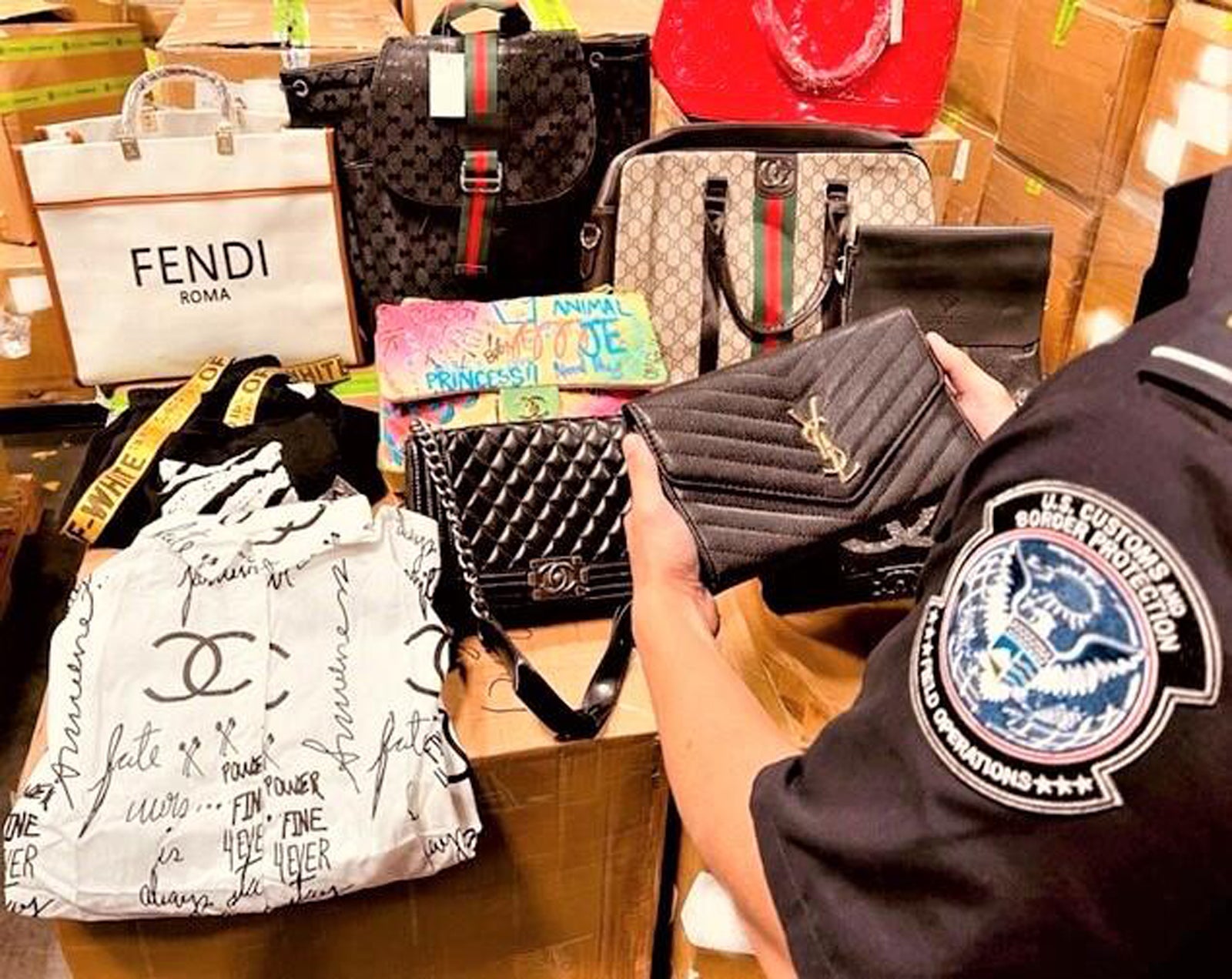 CBP seizes $30 million shipment of fake handbags and clothing ahead of  holidays - Indianapolis News, Indiana Weather, Indiana Traffic, WISH-TV